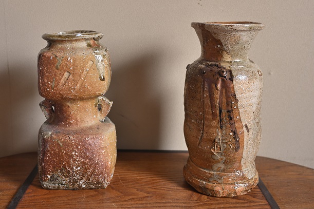 古伊賀の写しと美濃伊賀擂座花入