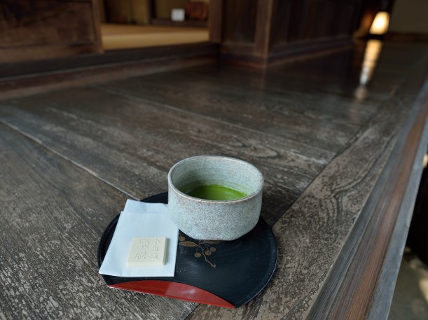 双樹亭の濡れ縁