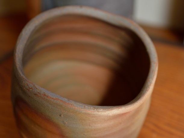 口縁のうねりとろくろ目