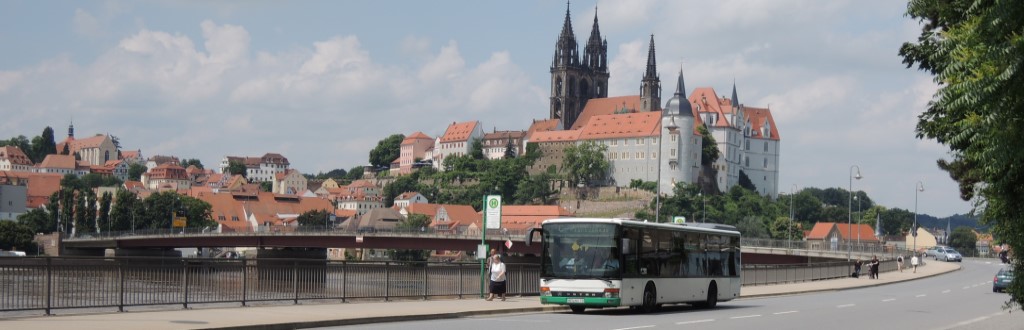 アルブレヒト城とエルベ川