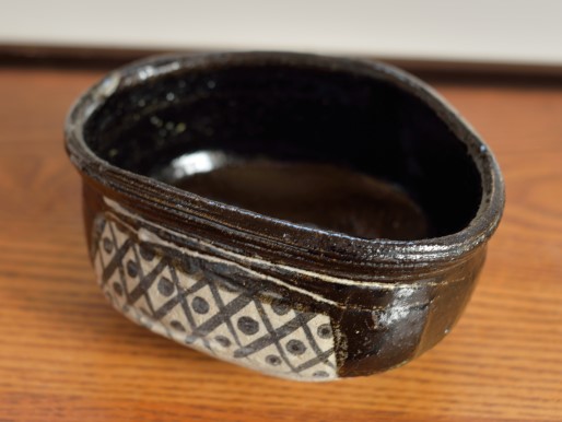 黒織部茶碗