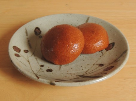 むちむちの黒糖饅頭